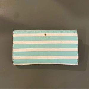 Kate spade bifold wallet
